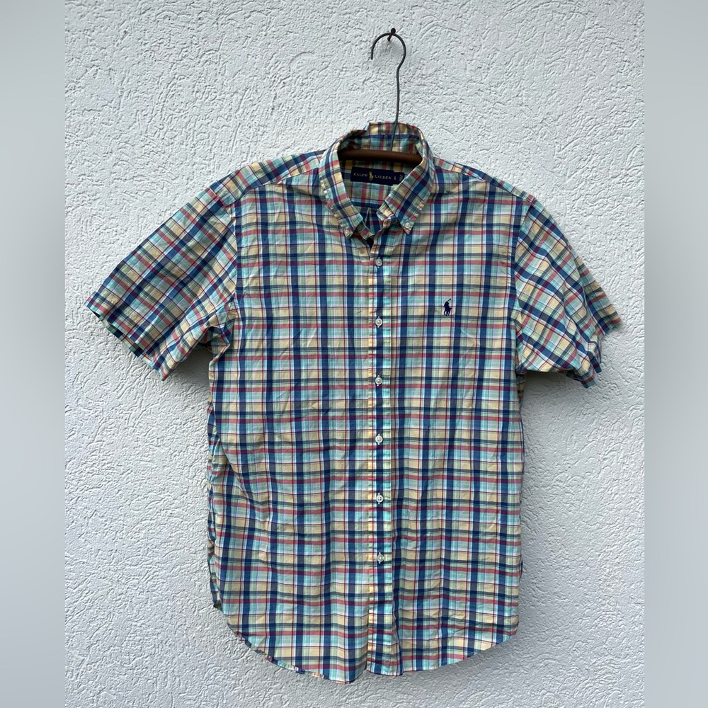 Ralph Lauren short sleeve plaid Button down
Shirt Size Large